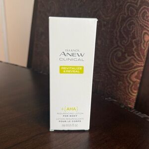 Avon Isa Knox Anew Clinical Revitalize + Reveal AHA Resurfacing Lotion For Body